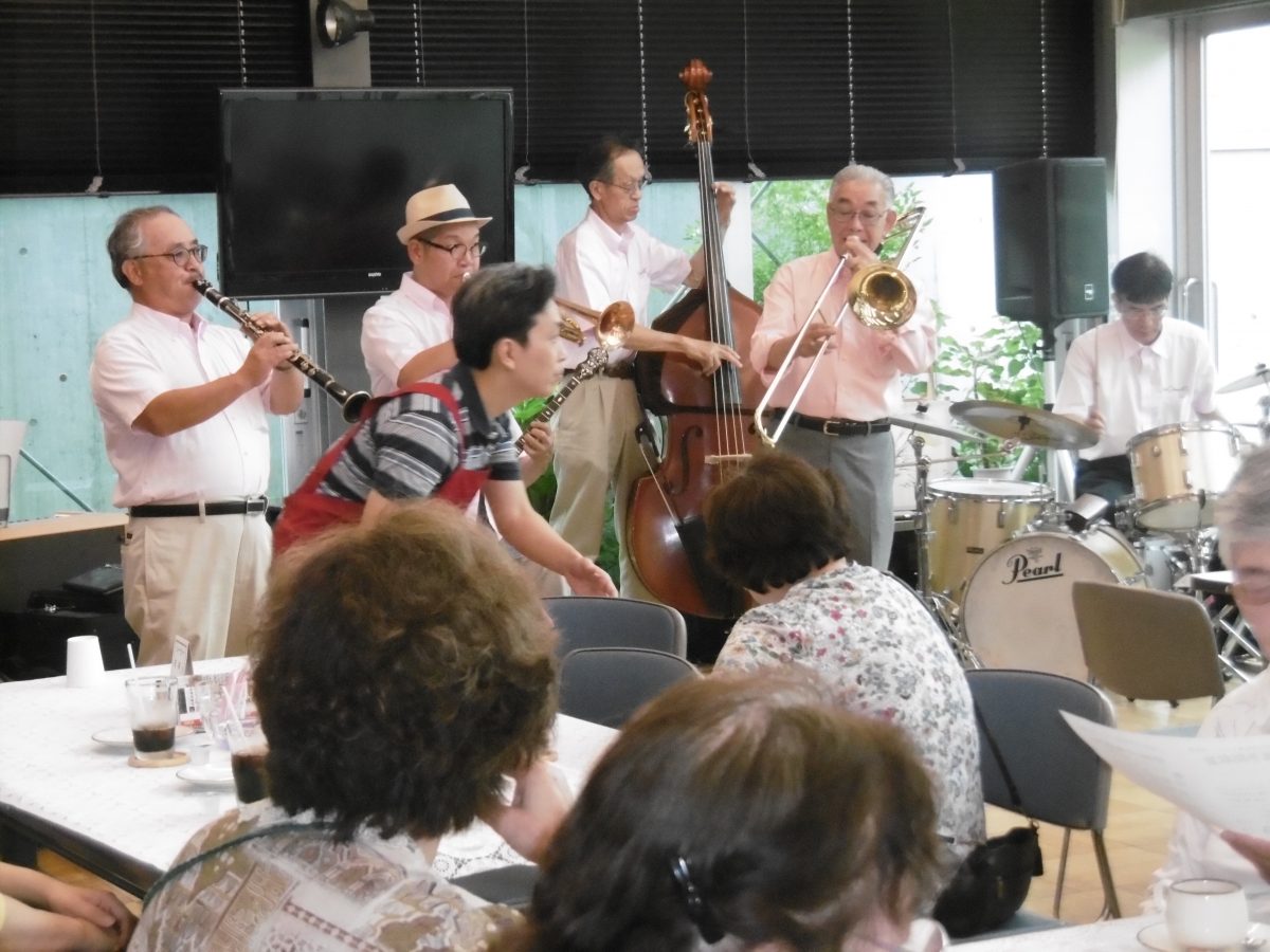 ６月のはっとステーションはジャズコンサート（ニューオリンズ４Ｔ’ｓ）を開催。